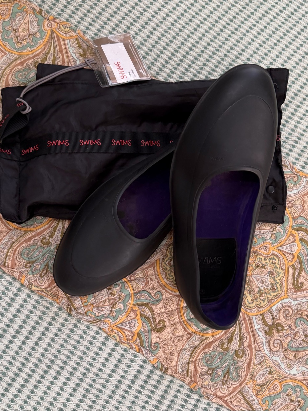 Swims Classic Black Galoshes Size Large Men’s Slip-On Waterproof Loafers & Bag